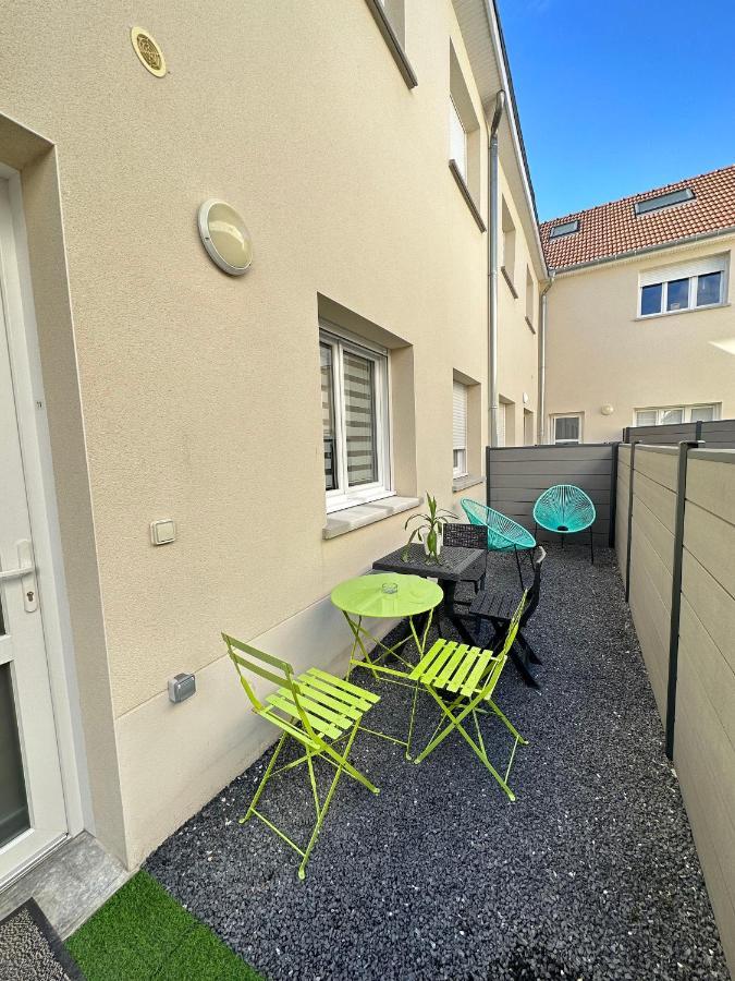 Le Remois - Charmant T2 - Renove - Parking - Cour Privative - Wifi Reims Exterior photo